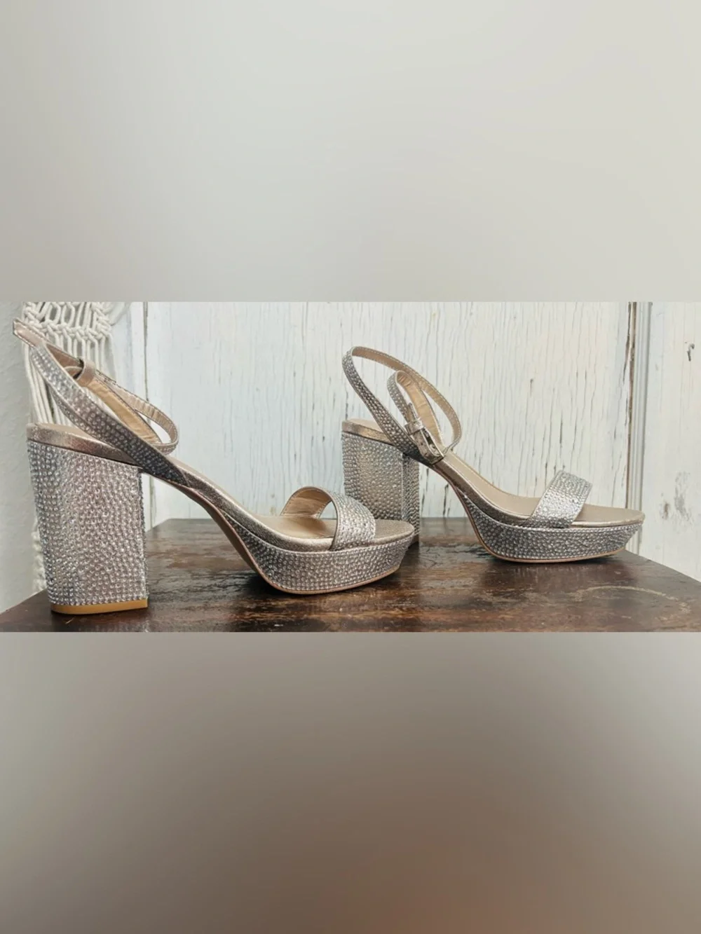 BCBGeneration‎ Pristal with radiant platform sandal